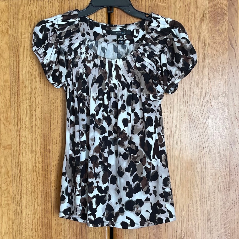 Style & Company Woman - Animal Print Size PS